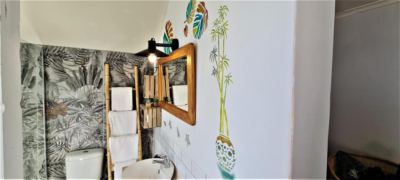 African Vibes Camps Bay Cidade Do Cabo Exterior foto